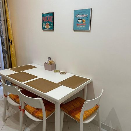 Valentina House Apartment Наполи Екстериор снимка