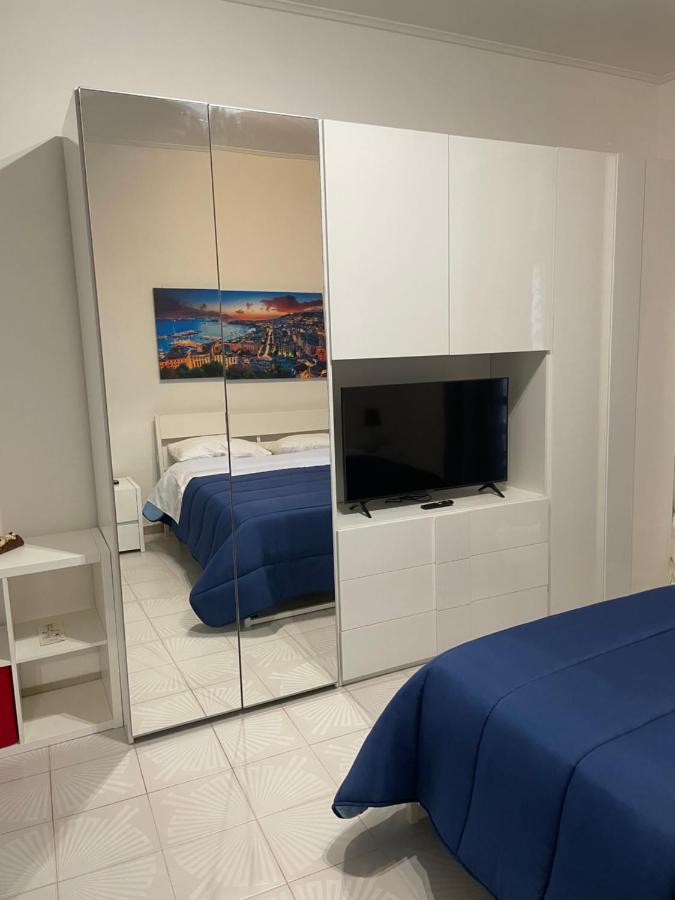 Valentina House Apartment Наполи Екстериор снимка